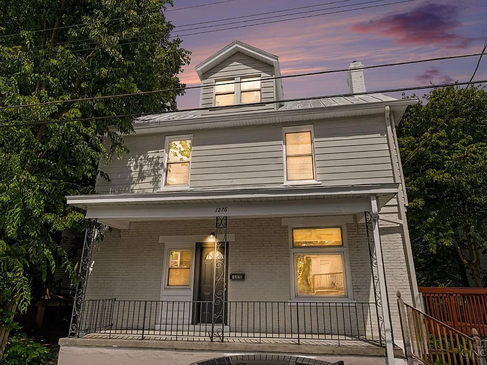 1276 Dewey