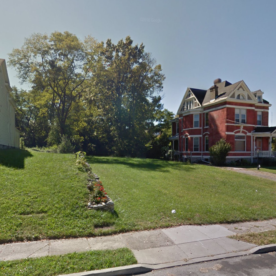 1369 Myrtle Avenue