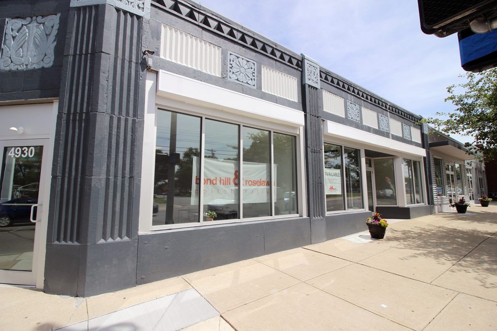 Image of storefronts along Reading Road